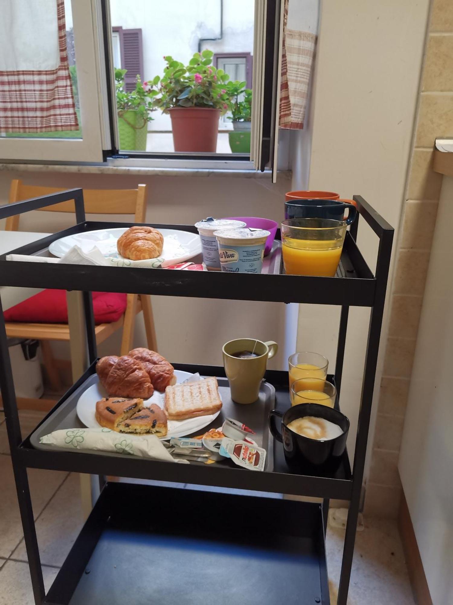 103 Bed & Breakfast Roma